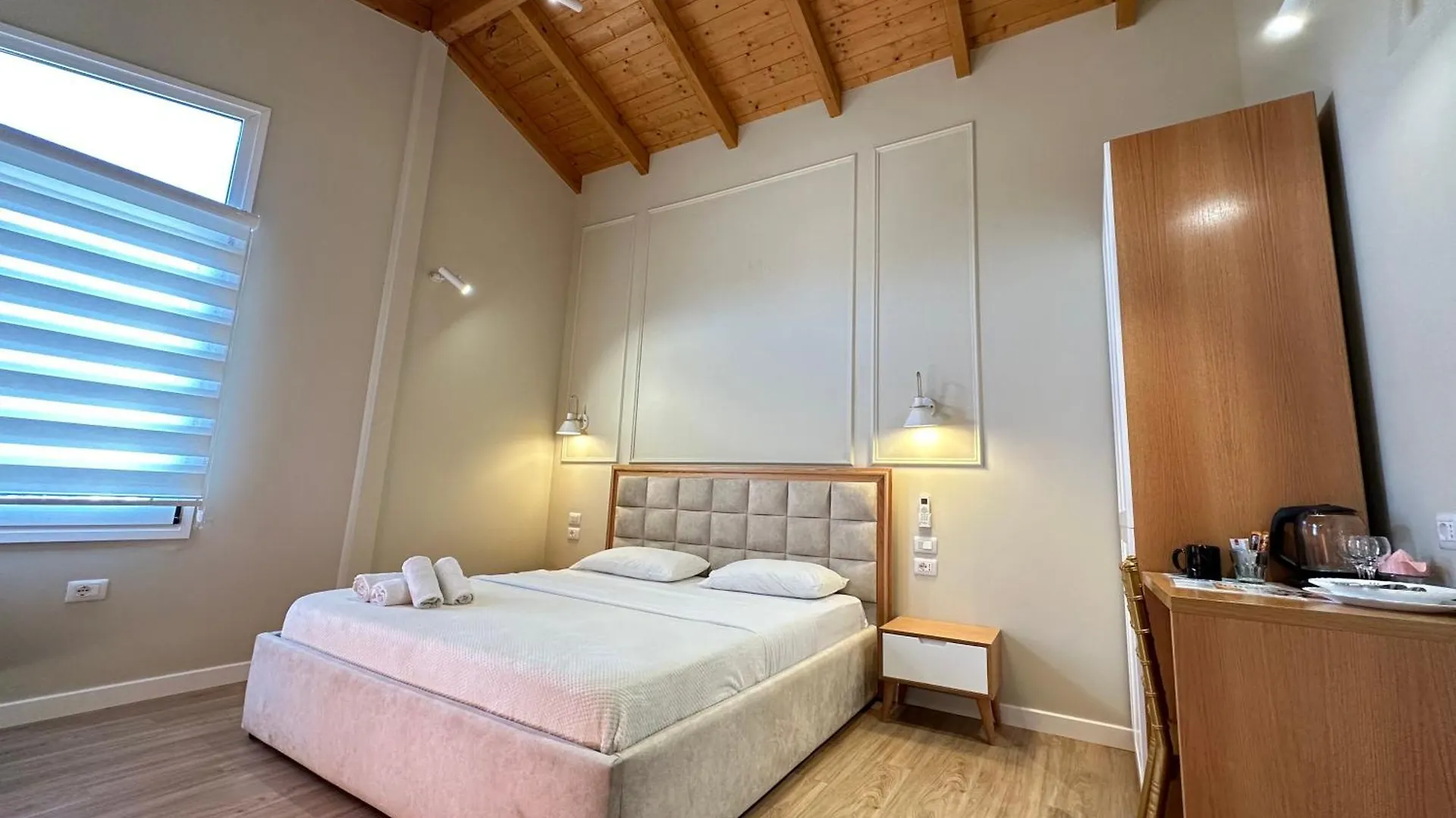 Arial Penthouse Suites Vlore 0*,
