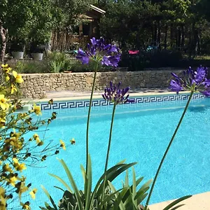 https://le-mapillon.hotels-rhonealpes.com