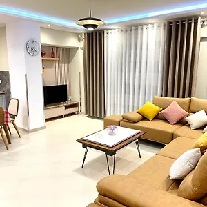 Hotel Queen Isabella Premium, Vlorë