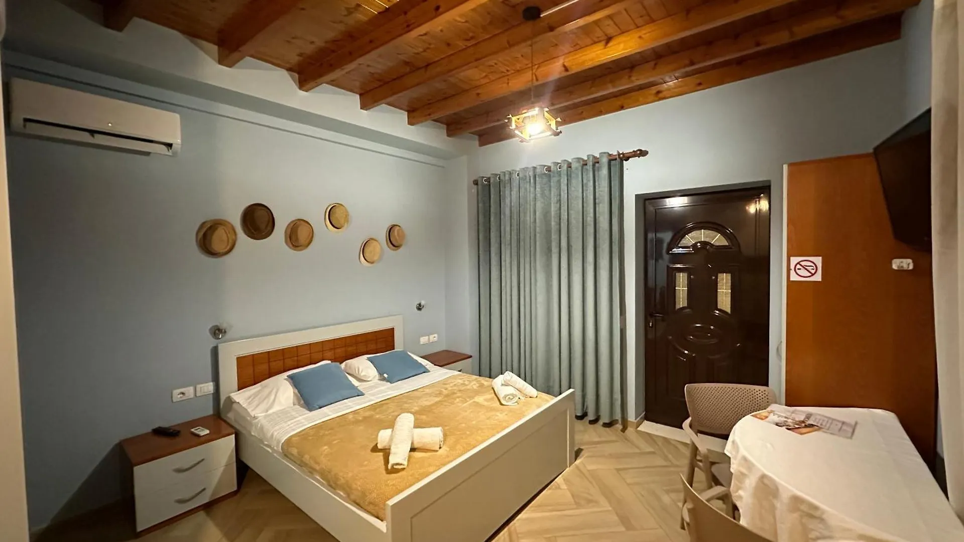 Arial Penthouse Suites Vlorë Apartahotel