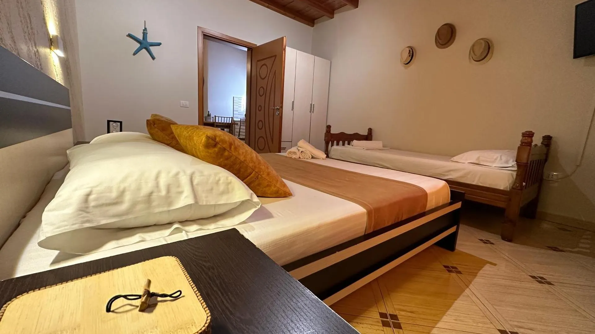 Arial Penthouse Suites Vlorë 0*,  Albania