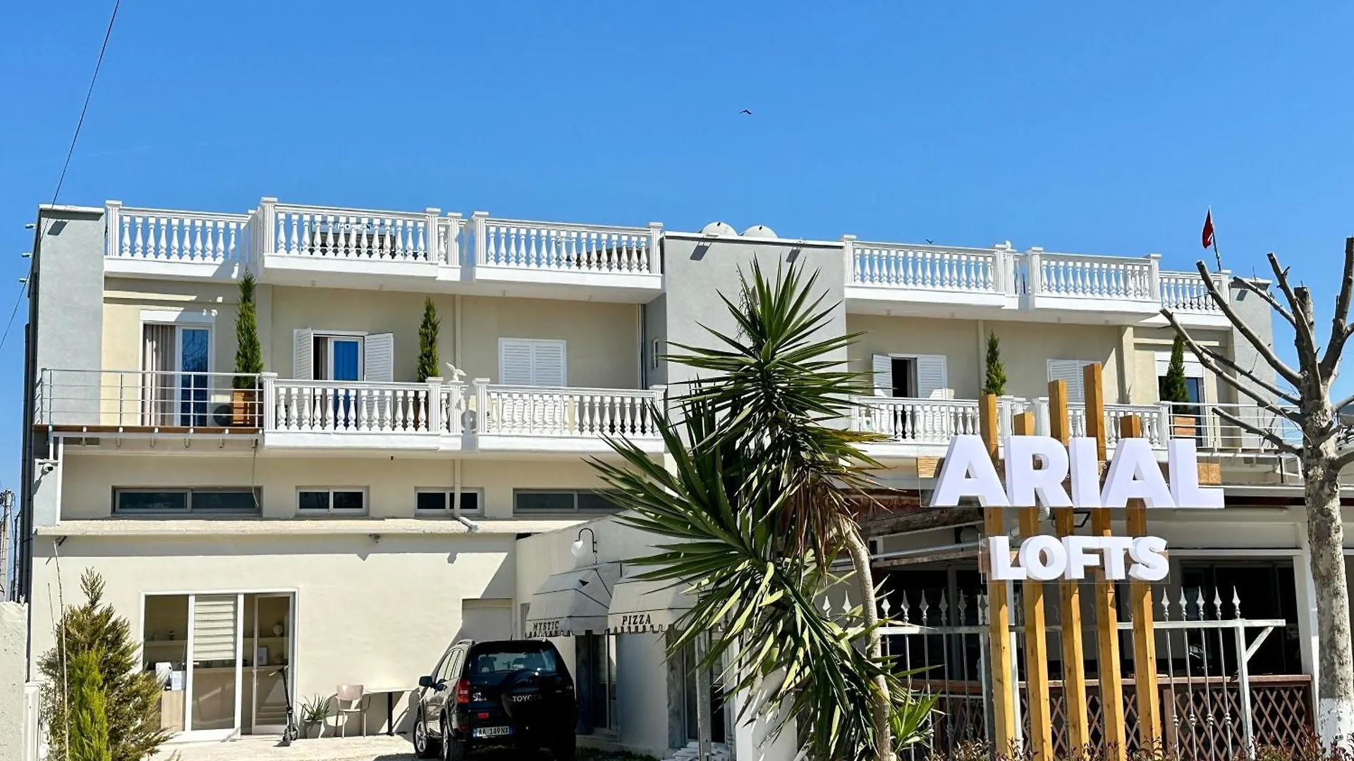Apartahotel Arial Penthouse Suites Vlorë